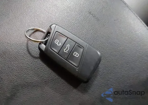 2018 Volkswagen Atlas 3.6L V6 Se from USA, damaged, VIN 1V2KR2CA2JC569381